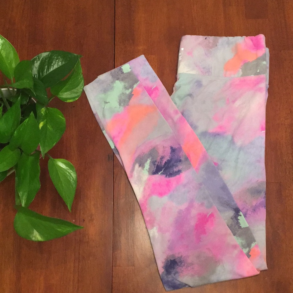 PINK marble leggings